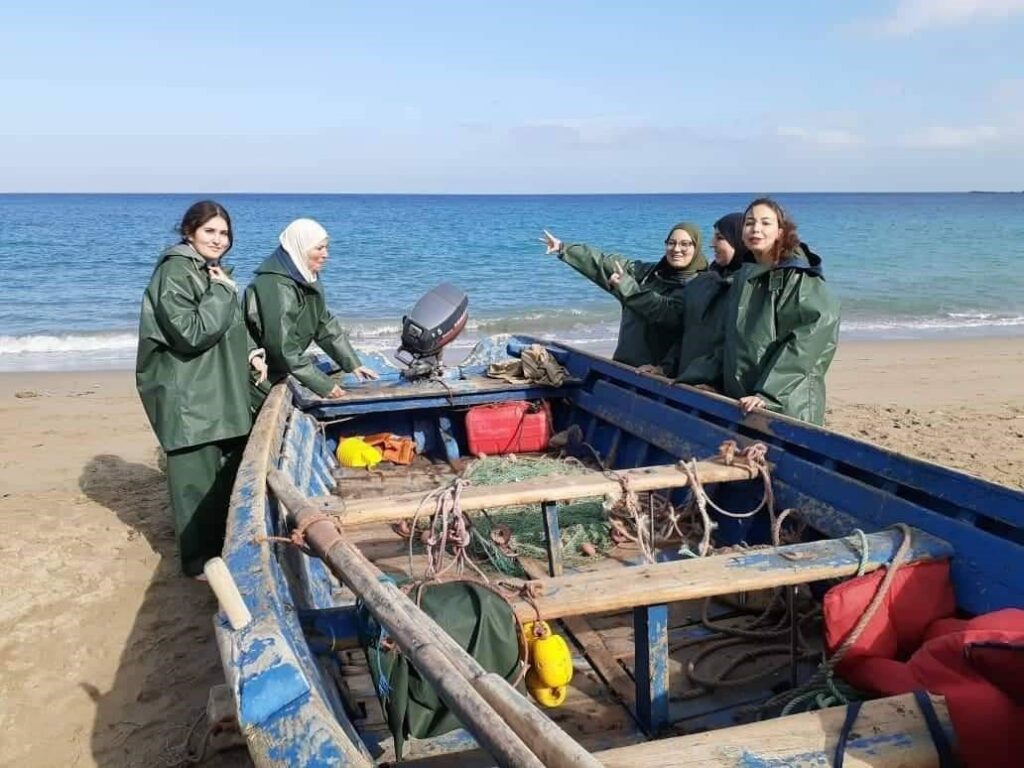 Fisherwomen during a fishing expedition